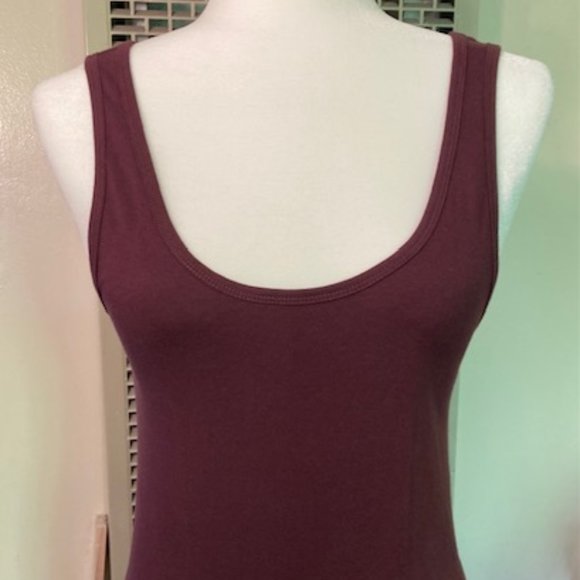 Set of 2 Cherry Color Tops by CHARLOTTE RUSSE - Picture 3 of 11